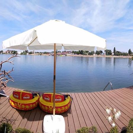 Topsenec-Lakeside Home Exterior foto