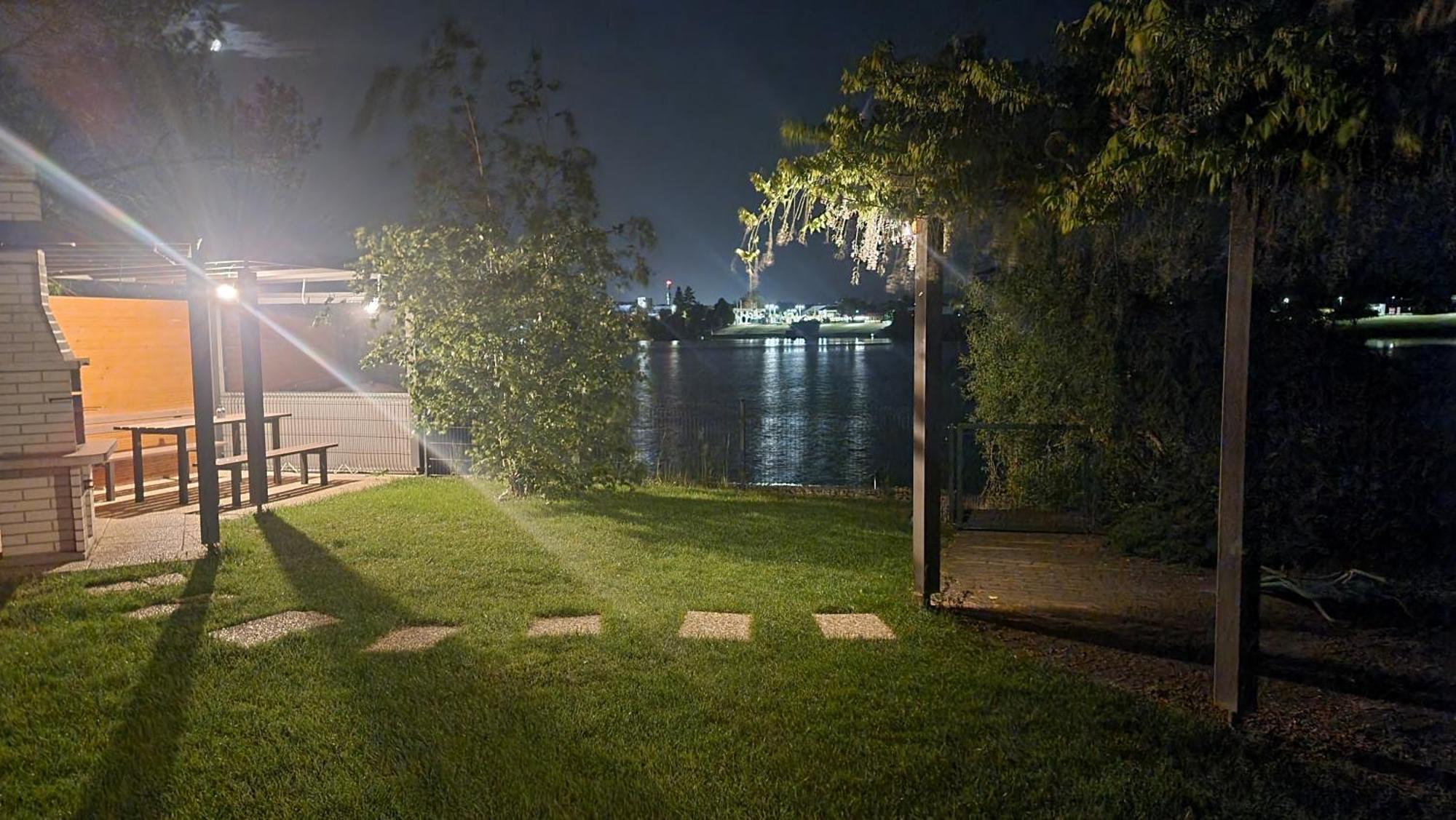 Topsenec-Lakeside Home Exterior foto